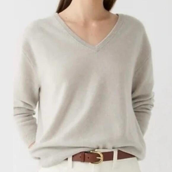 J. CREW Cashmere Relaxed V Neck Sweater Heather Fog Long Sleeve Women's L - Picture 4 of 10
